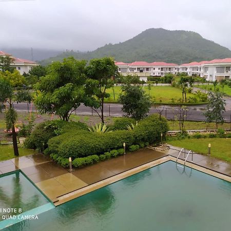 Parishreya Holiday Home Lonavala Buitenkant foto